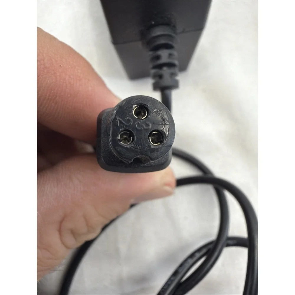 Jetson Switching Power Supply Adapter 42V 0.8A‎ MAX MSL-GLH017A 3-Pin